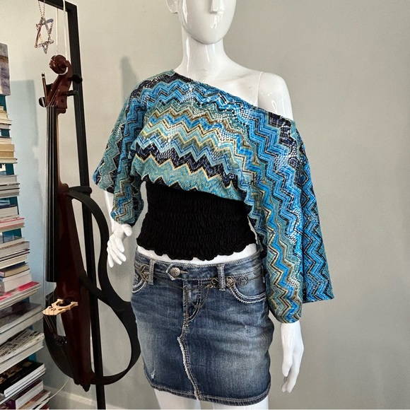 Vintage Crop Zig Zag Top - Picture 9 of 12